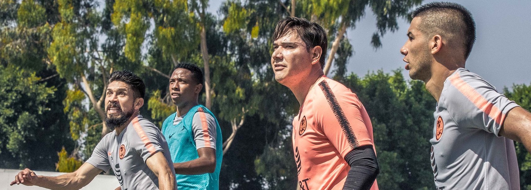 Moisés Muñoz entrenó con el América previo a su despedida