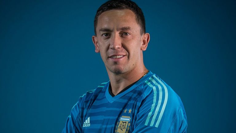 Agustín Marchesín titular en la victoria sobre México