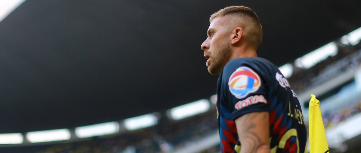 Jérémy Ménez no pudo continuar el entrenamiento
