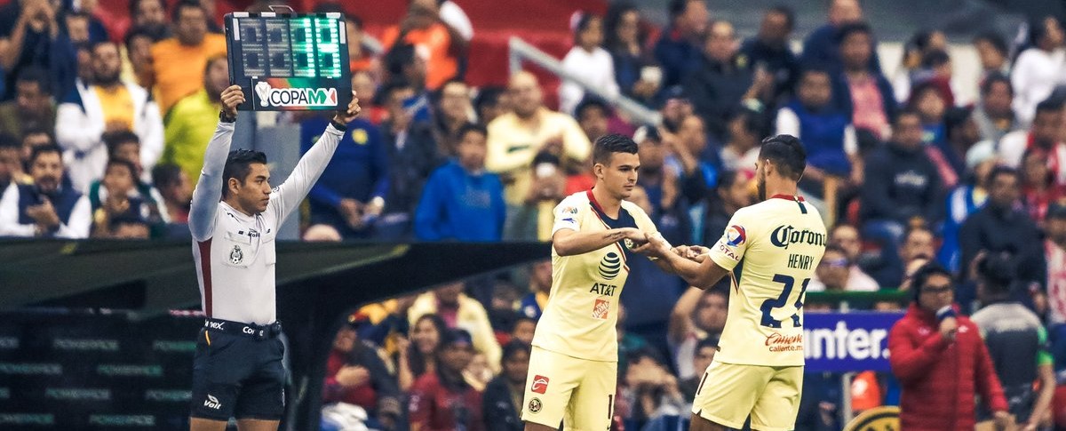 Benedetti feliz por su debut con América
