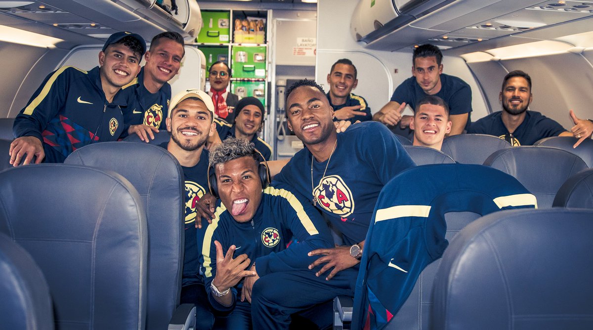 América llegó a Monterrey con plantel completo