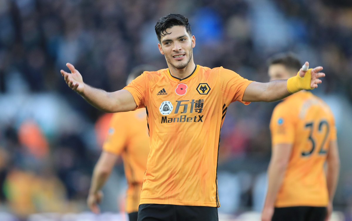 Raúl Jiménez anota un doblete histórico para el triunfo de Wolves