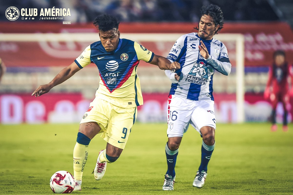 Roger Martínez con oferta del futbol árabe