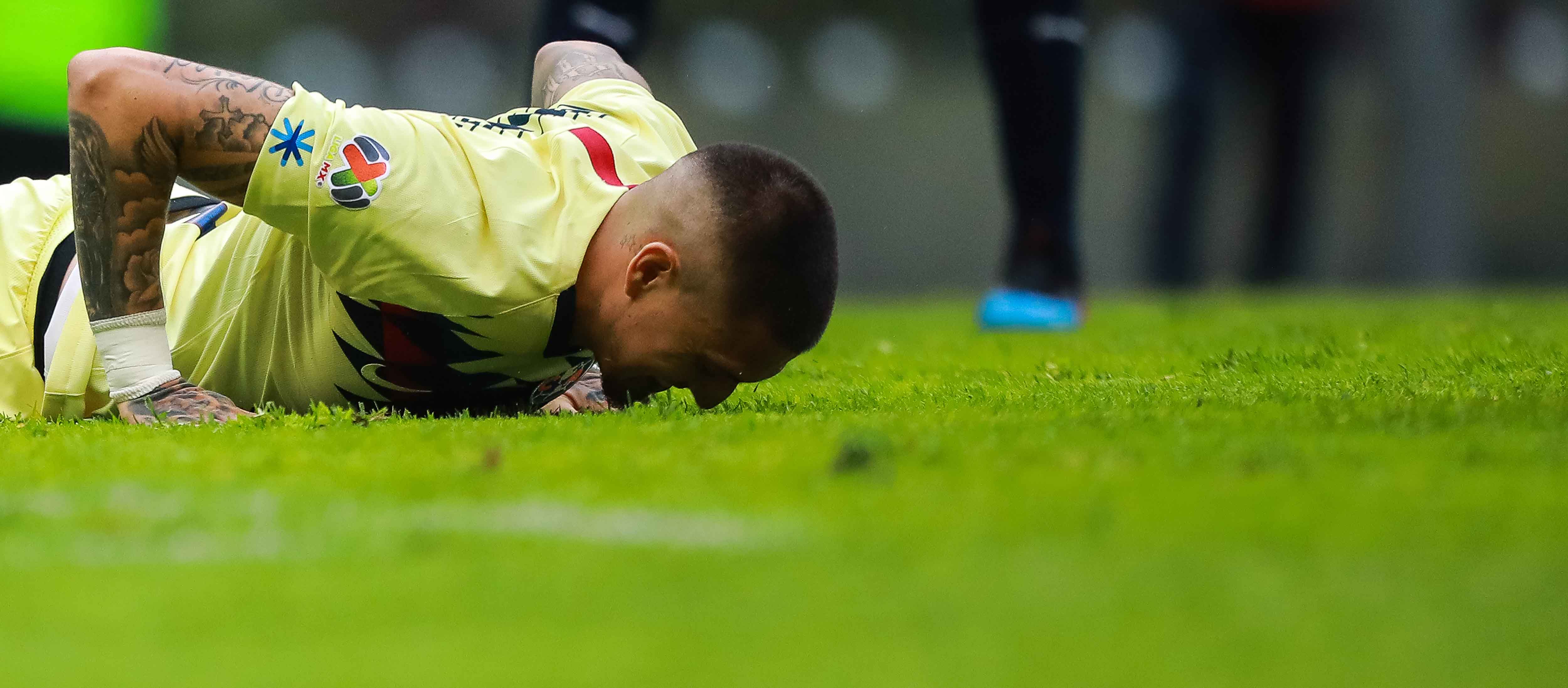 Nicolás Castillo requiere de otra operación