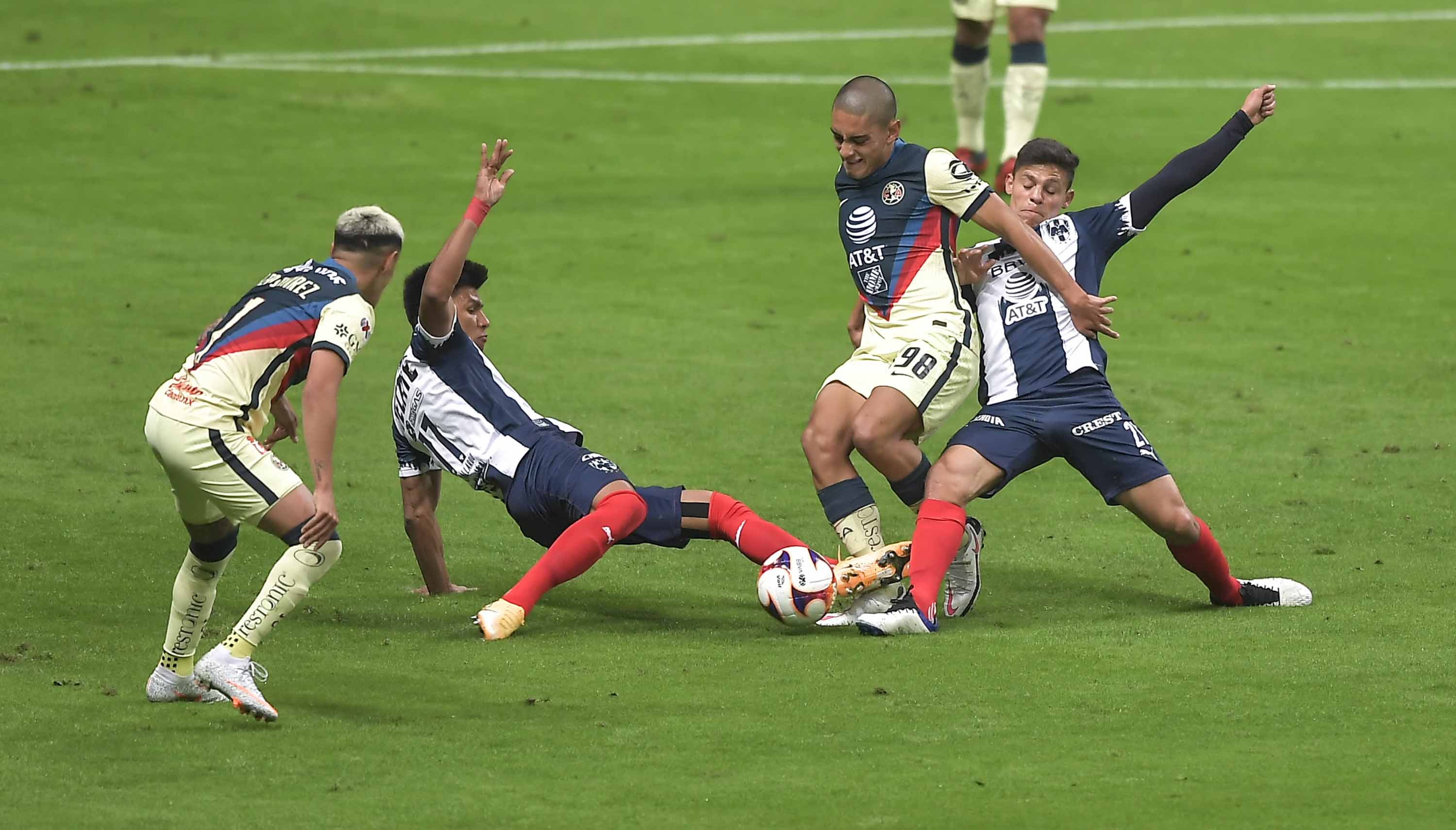Santiago Naveda el mejor jugador ante Monterrey – J2 Guardianes 2021