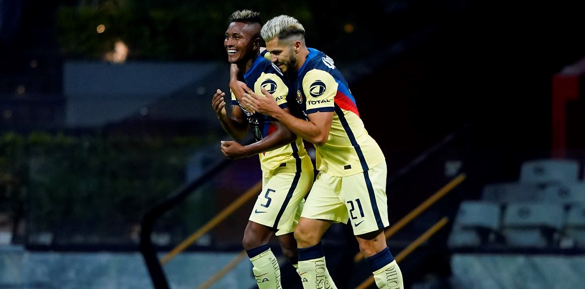 Dos jugadores del América parte del 11 ideal de jornada 8