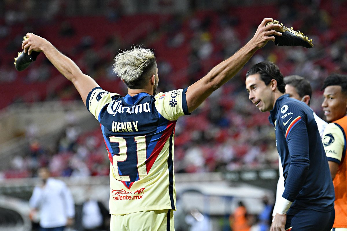 Dos jugadores del América parte del 11 ideal de jornada 11