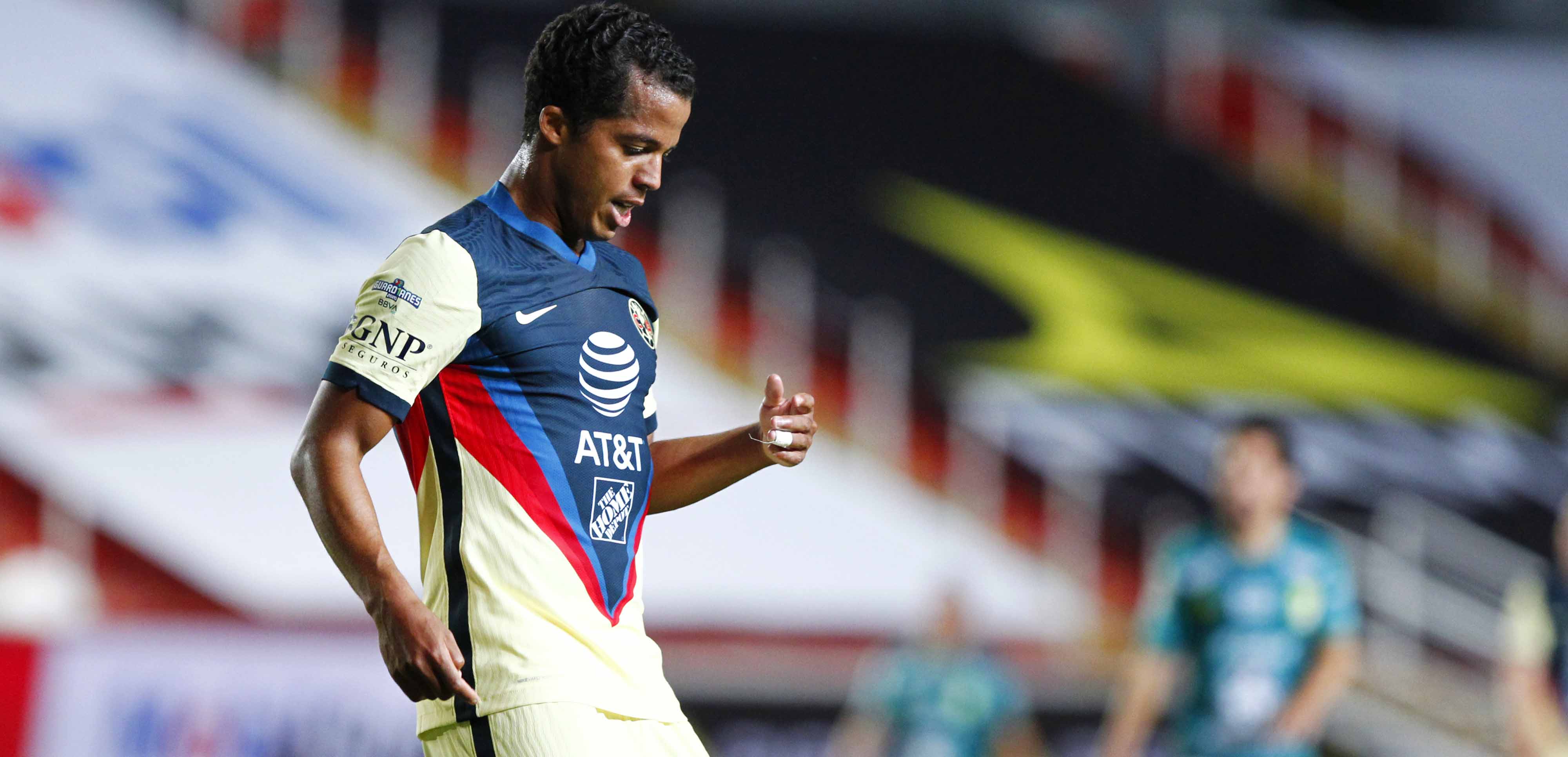 Giovani dos Santos le responde a Miguel Herrera