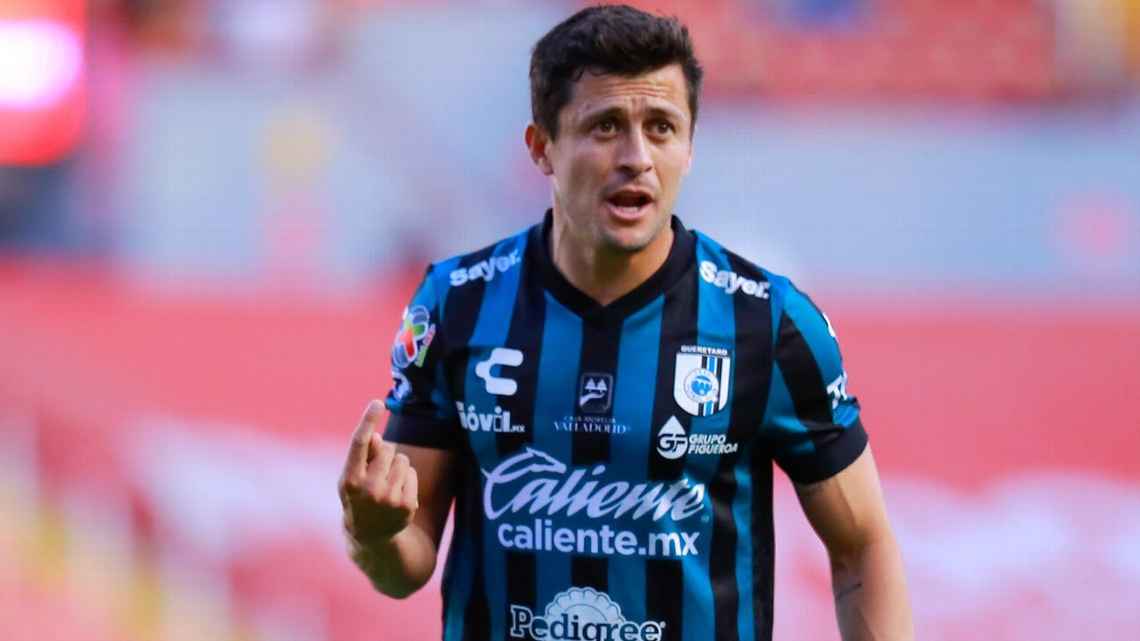 Fernando Madrigal muy cerca del América
