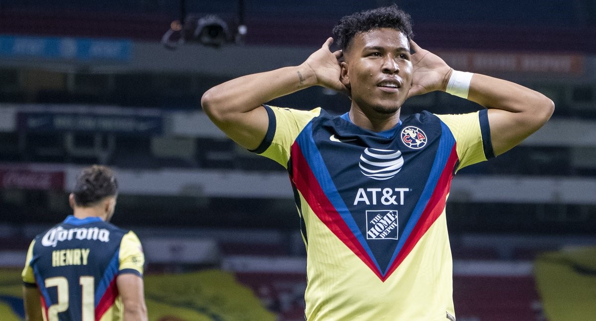 Alonso Escoboza y Roger Martínez con ofertas para salir