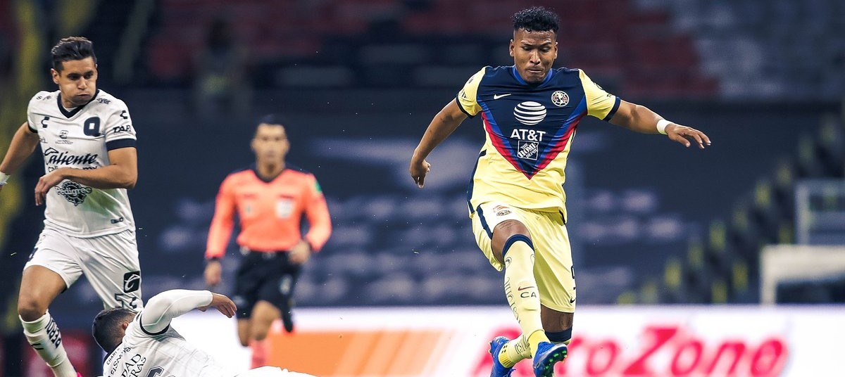 Boca Juniors insiste en llevarse a Roger Martínez