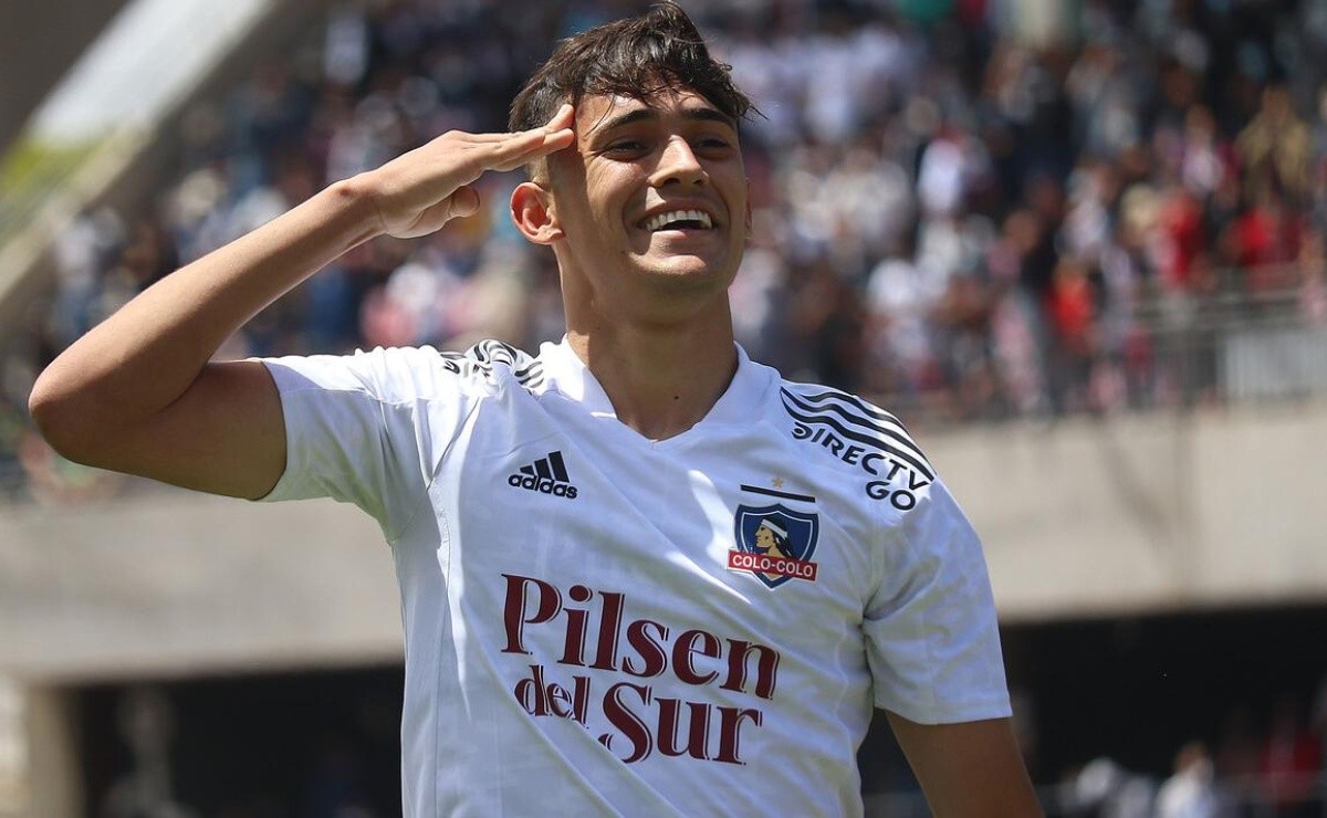 Representante acepta que hay oferta del América por Pablo Solari