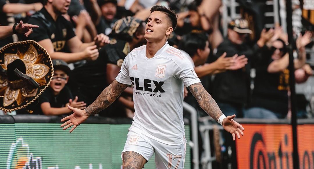 ¿Llegará Brian Rodríguez? El mismo jugador ha aclarado el tema
