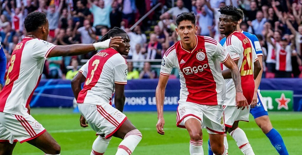 Edson Álvarez se presenta con gol en la Champions League