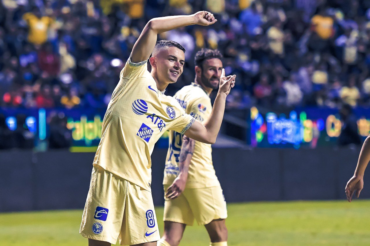 ¿Se va? Así la situación de Álvaro Fidalgo con América