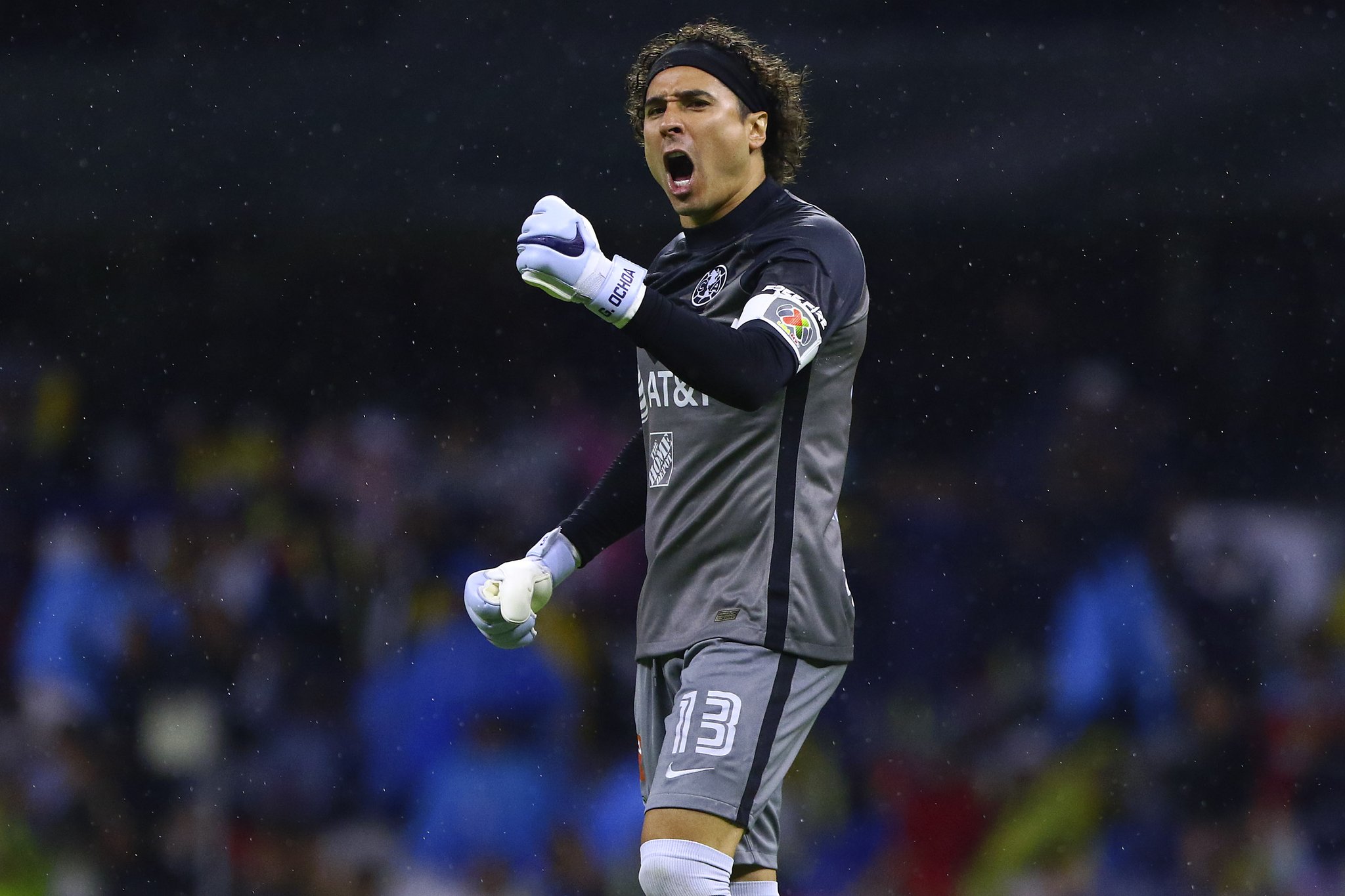 Fernando Ortiz le pone fecha límite a la renovación de Memo Ochoa