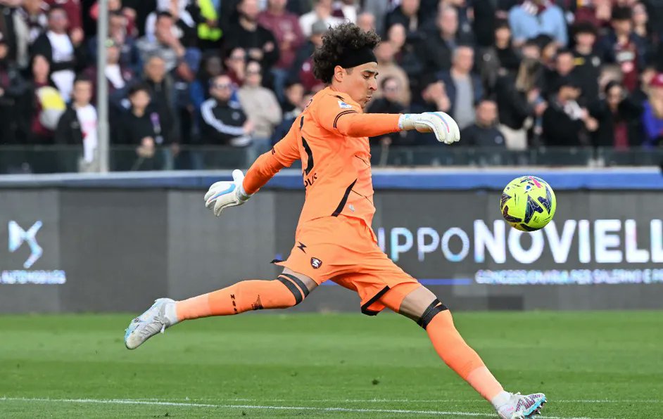 Prensa Italiana critica a mexicanos que abuchearon a Ochoa