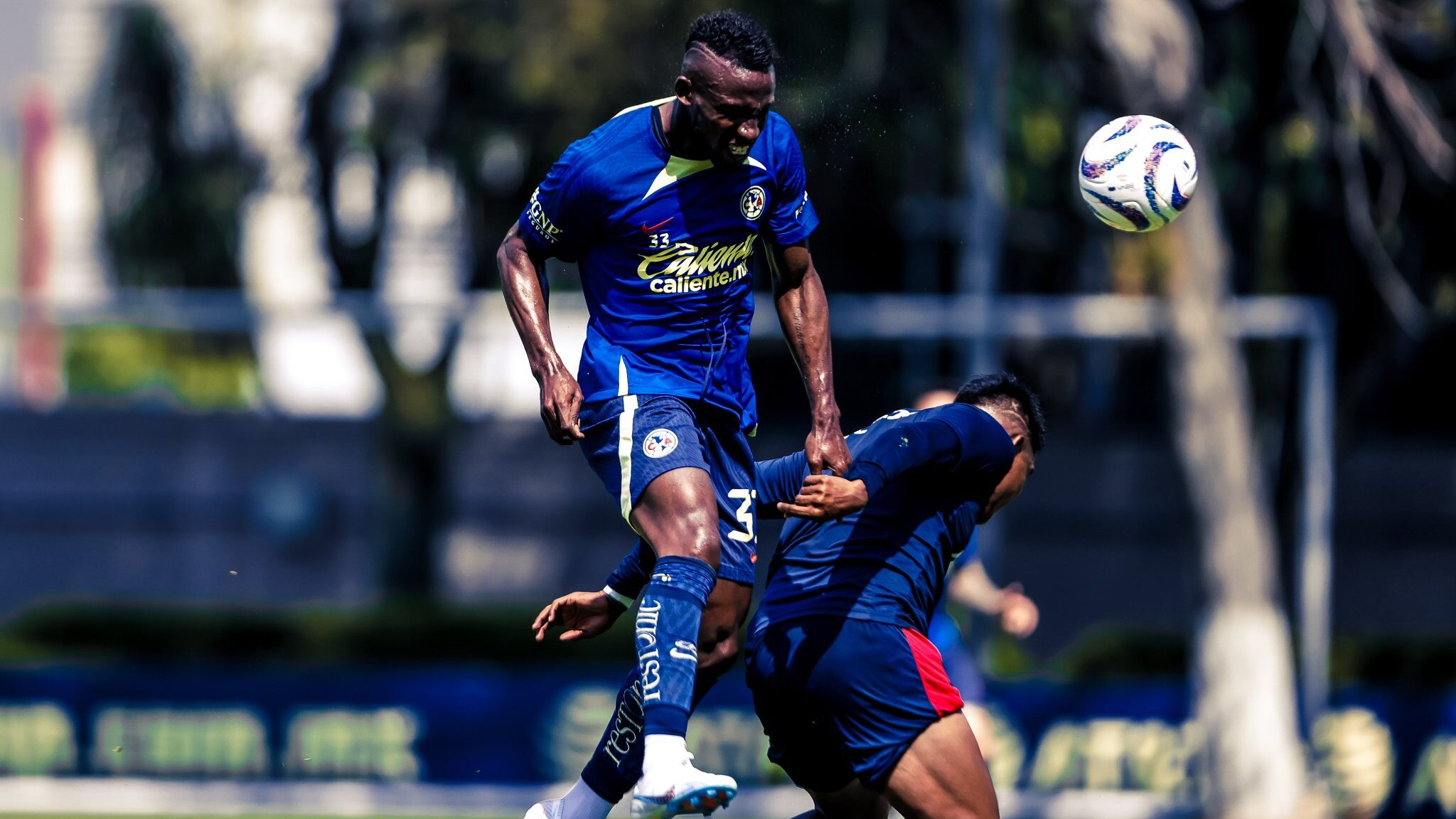 América cayó en amistoso ante Atlante