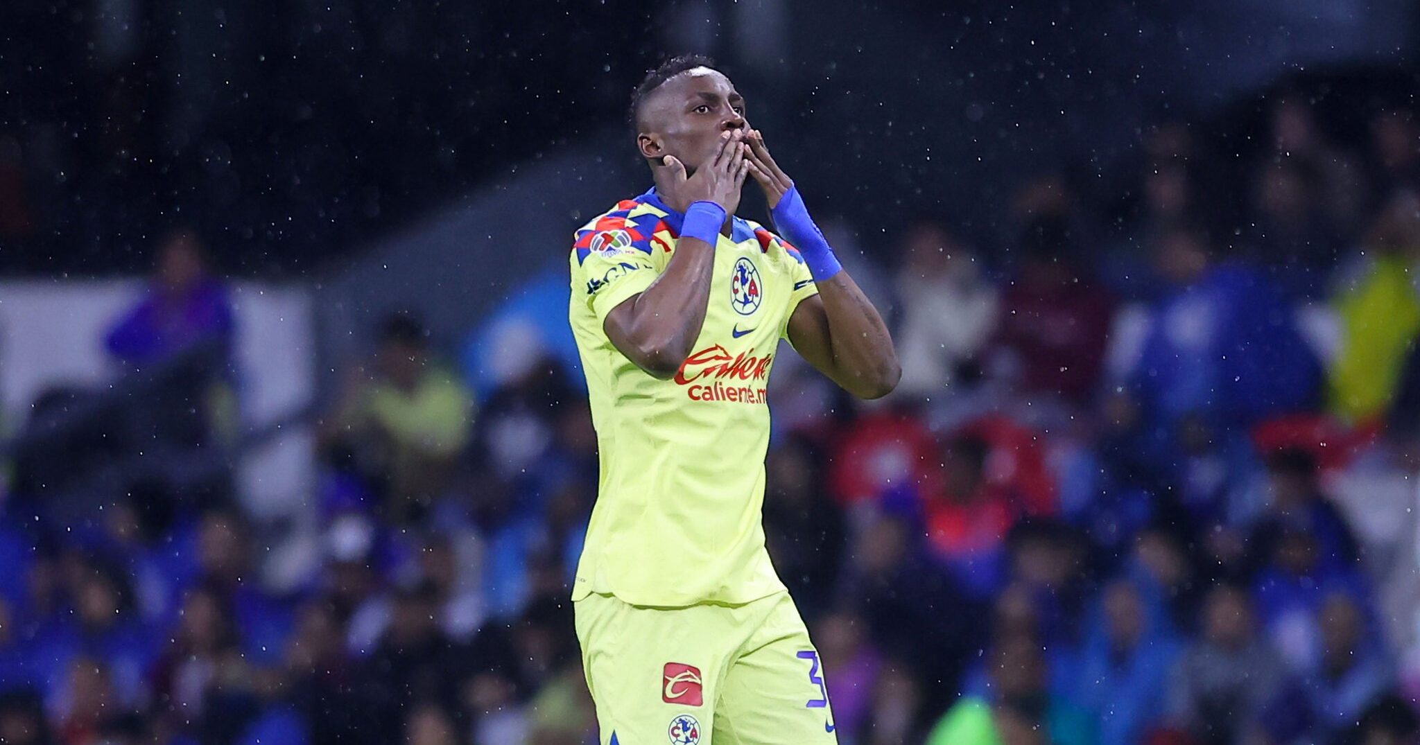 La Selección Mexicana convoca a 4 jugadores del América