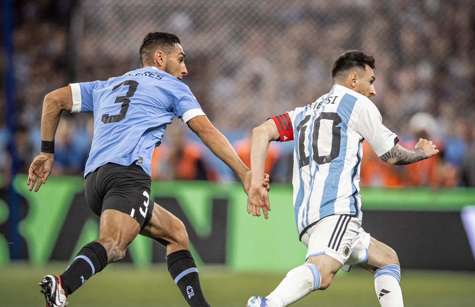 Sebastián Cáceres deslumbra con Uruguay