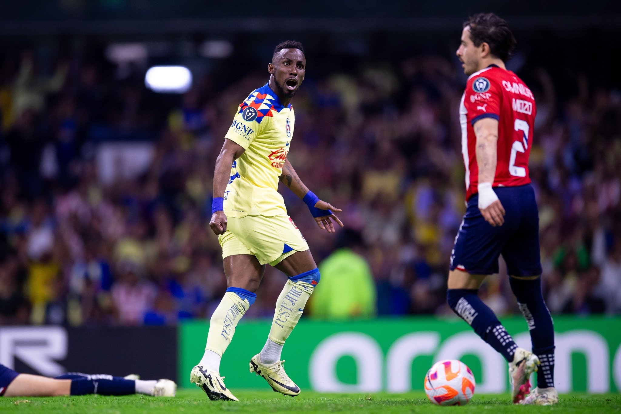 Dominio de América sobre Chivas en liguillas